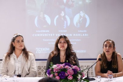 Yalova’da Cumhuriyet ve Kadın Hakları Paneli düzenlendi
