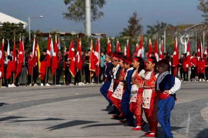 Yalova’da Cumhuriyet Bayramı Töreni’ne fırtına engeli! Tören yeri değişti