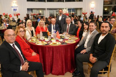 Yalova’da muhteşem gece: Uzmanlar Koleji’nden Cumhuriyet Bayramı şöleni!