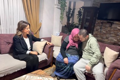 AK Parti Yalova İl Kadın Kolları Başkanı Selihan Dicle Şimşek'ten Mustafa Doğan'ın Ailesine Taziye Ziyareti