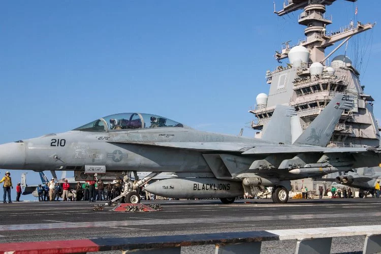 ABD Uçak Gemisi  USS Gerald R. Ford'un  Akdeniz'de görev süresi uzatıldı!