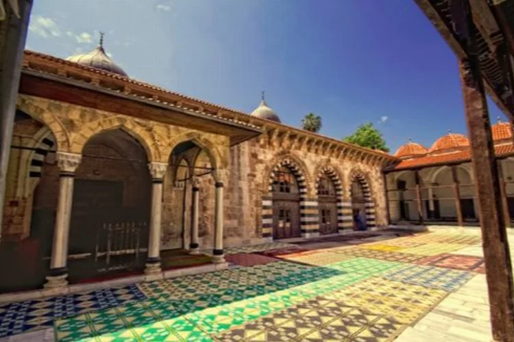 Adana Ulu Camii nerede, Adana Ulu Cami’ye nasıl gidilir, Adana Ulu Camii kim tarafından yapılmıştır? Ramazanoğulları Camii nerededir?