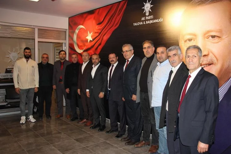 AK Parti İl Başkanı Umut Güçlü Yalova Anadolu Dernekler Federasyonu’nu ağırladı