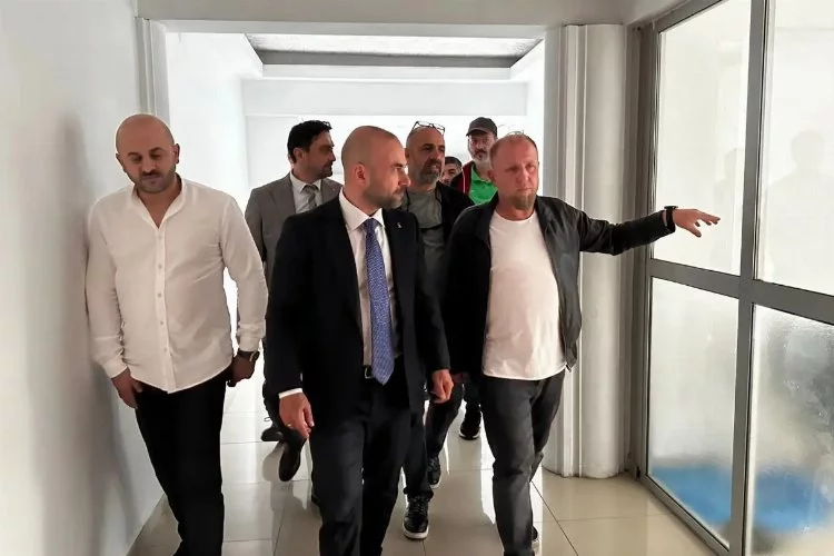 AK Parti Yalova İl Başkanlığı’ndan Yalovaspor’a ziyaret