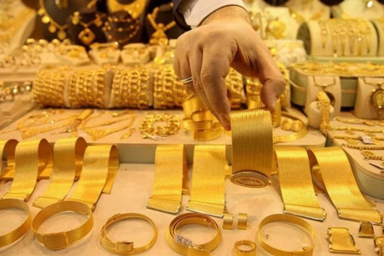 Altın tarihin zirvesini yaşıyor! Çeyrek altın 3 bin lirayı aştı! Yalova’da altın fiyatları 20 Ekim