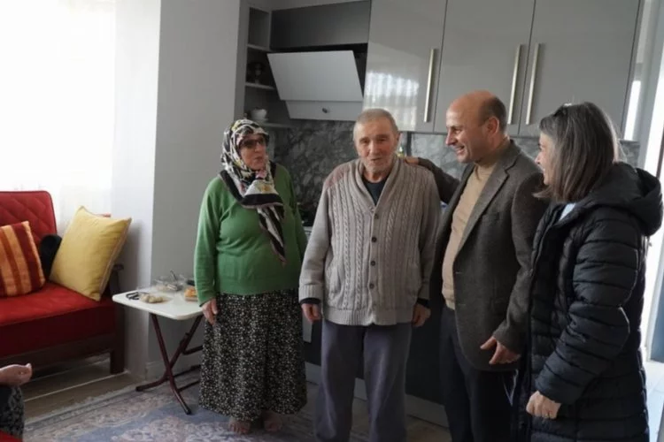 Altınova Belediye Başkanı Dr. Metin Oral: Hasta ve yaşlılarımızın yanındayız