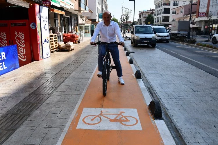 Altınova’da bisikletsiz ev kalmayacak