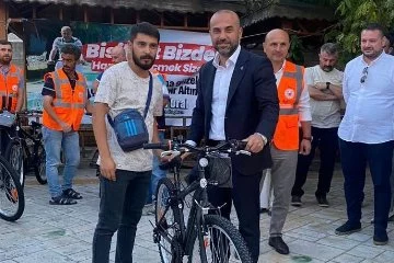 Altınova “Her eve bir bisiklet” projesine Umut Güçlü misafir oldu