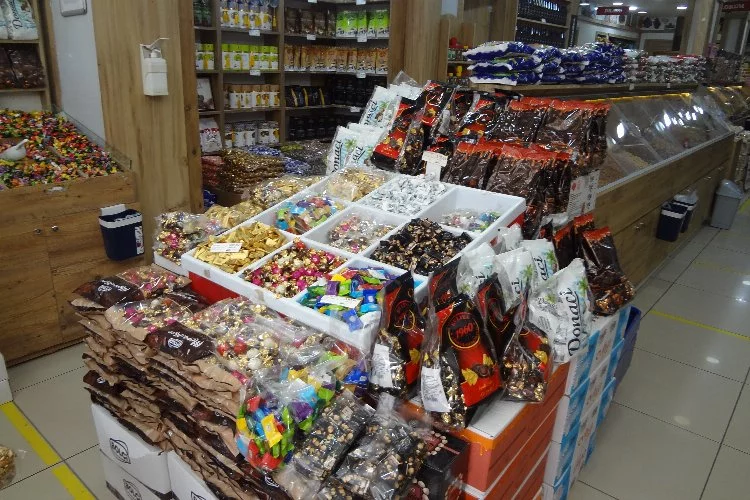Bayramda Şeker ve Çikolata Fiyatları Cep Yakacak