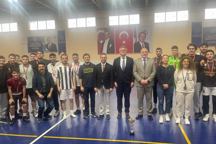 Çınarcık Meslek Yüksek Okulu Futsal Turnuvasında final