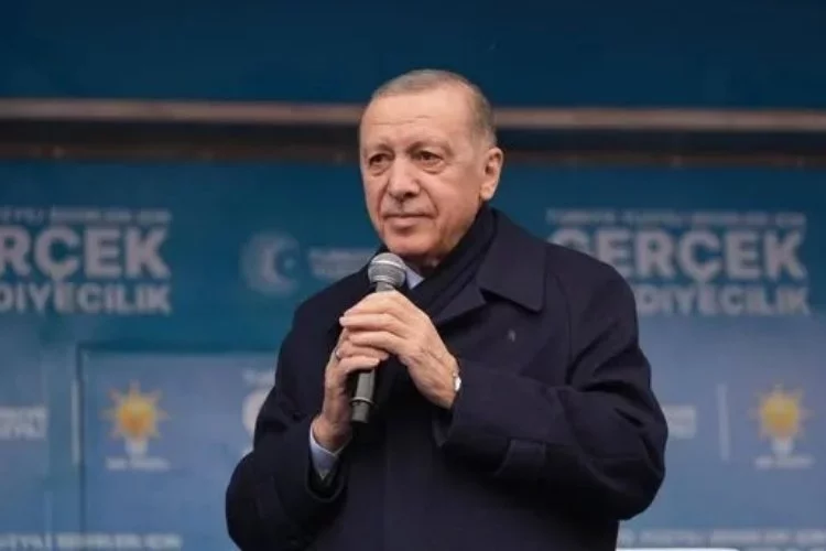 Cumhurbaşkanı Erdoğan Açıkladı: Emekliye bayram ikramiyesi 3 bin TL