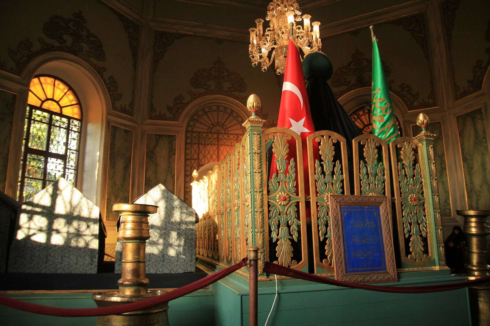 Emir Sultan Türbesi Camii Yalova Hayat 2