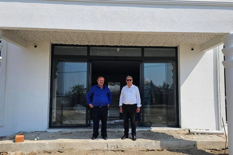 Esenköy Belediye Başkanı Temel, yeni belediye binasını inceledi