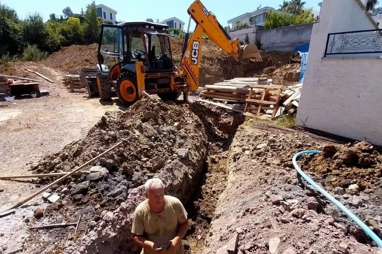 Kadıköy’de kanalizasyon ve su hattı çalışmaları devam ediyor