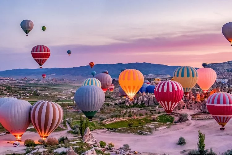 Kapadokya’da Balon Turu Yapmak Türkler İçin Hayal