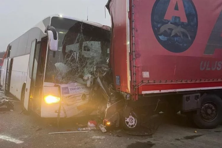 Kuzey Marmara Otoyolu’nda korkunç kaza! Bilanço ağırlaşıyor