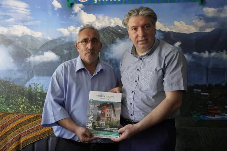 Mehmet Bahçekapılı Yalova Rizeliler Derneği’ni ziyaret etti