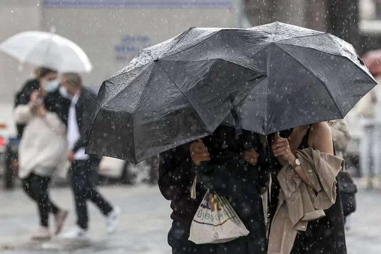 Meteoroloji uyardı! Bütün Marmara’da sağanak yağış! Yalova'da yağış bekleniyor mu? Yalova'da fırtına olacak mı?