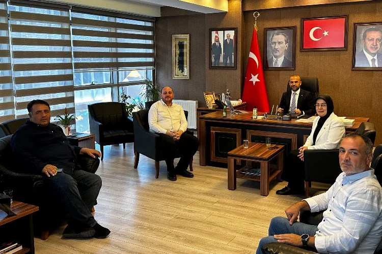 Oğuzhan Kaya AK Parti İl Başkanlığını Ziyaret Etti