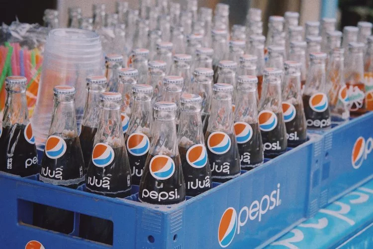 Pepsi İsrail malı mı? İsrail’e mi ait? Pepsi nerenin malı? Pepsi hangi ülkenin markası? Nerede üretiliyor?
