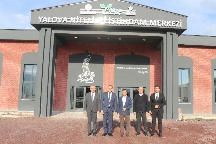 Türk Silahlı Kuvvetlerini Güçlendirme Vakfı (TSKGV) Genel Müdürü Yalova Makine OSB'yi ziyaret etti