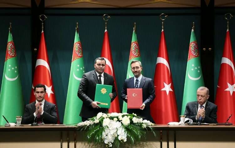 türkiye türkmenistan ile 13 anlaşma imzaladı