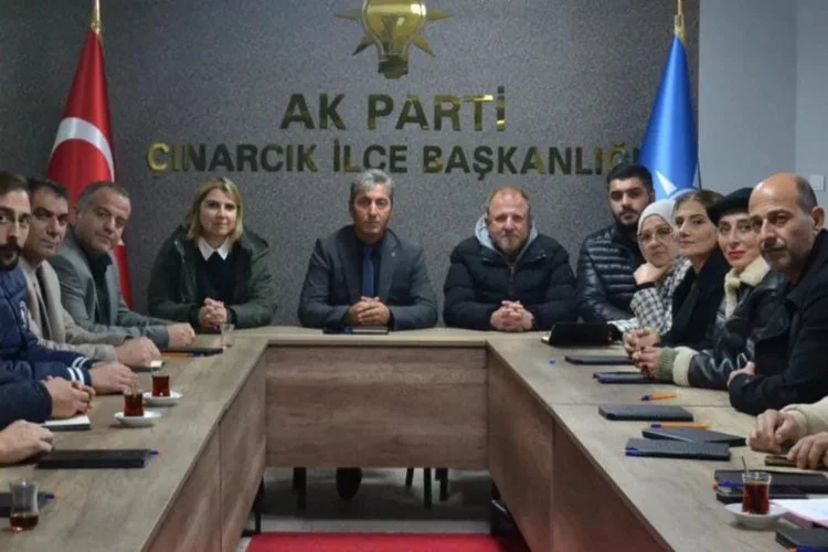 Yalova AK Parti Çınarcık İlçe Teşkilatı Yönetim Kurulu Toplantısını Gerçekleştirdi