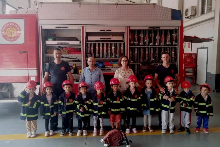 Yalova Altınova’da miniklere itfaiye eğitimi