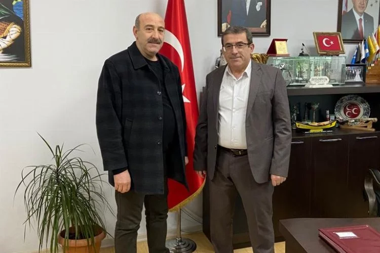 Yalova Armutlu’da mahalle muhtar adayları Mustafa Tokat’ı ziyaret etti