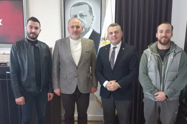 Yalova Başakşehir Ortaokul Müdürü Altuntaş’tan Numan Soyer’e ziyaret