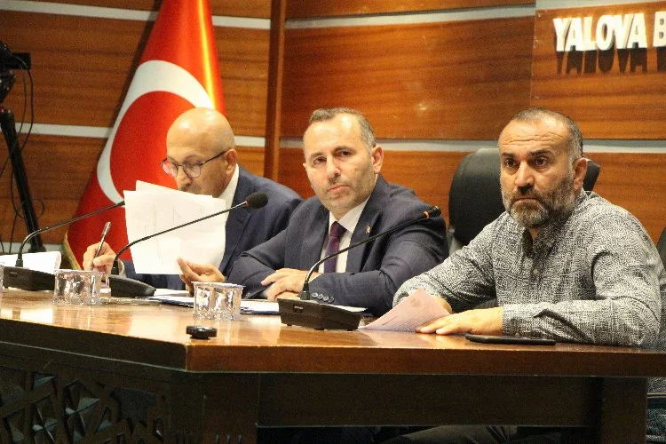 Yalova Belediye Başkanı Tutuk, CHP grubuna seslendi; Utanacaksınız