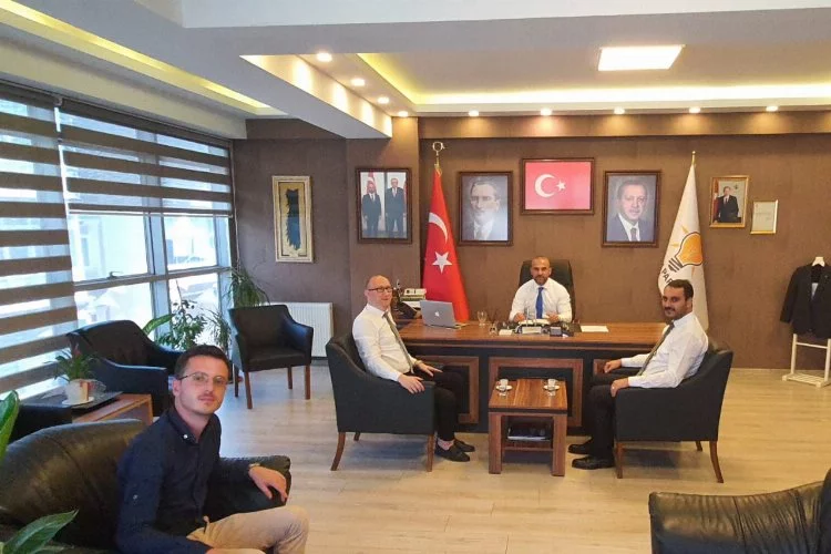 Yalova Black Bird Hotel Genel Müdürü AK Parti Yalova İl Başkanı’nı Ziyaret Etti