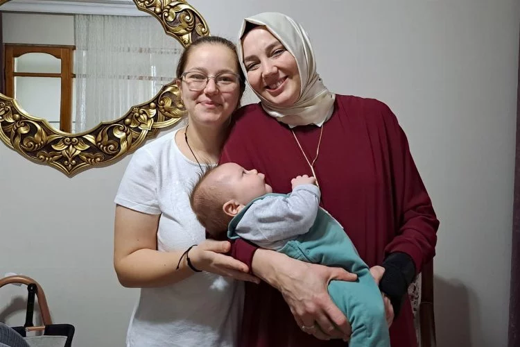 Yalova Çınarcık’ta Geleceğimizin Minik Fidanları Projesi kapsamında bebekli aileler ziyaret edildi