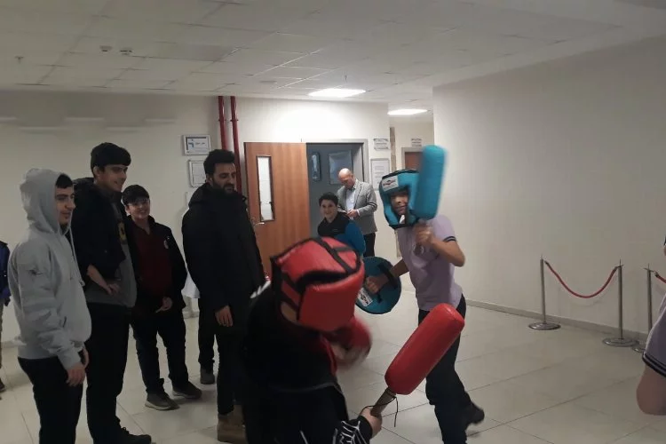 Yalova’da İmam Hatip öğrencilerine geleneksel Türk sporları etkinliği