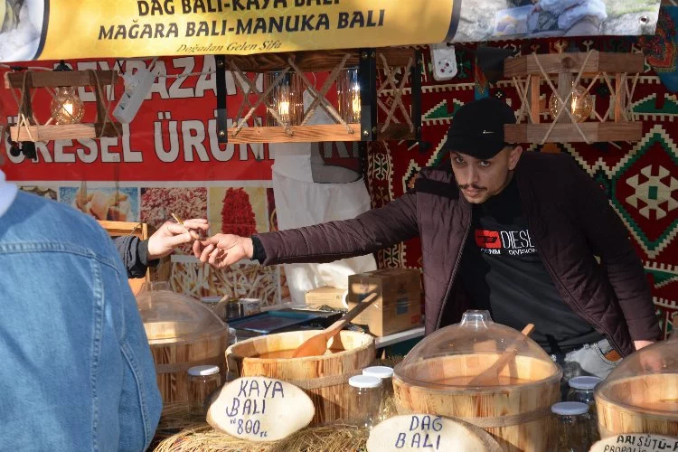 Yalova'da Kahramanmaraş-Hatay-Gaziantep Yöresel Ürünler Festivali başladı