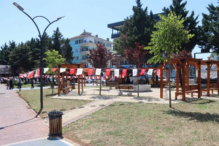 Yalova’da Kardeş Şehir Hasavyurt Parkı Görkemli Bir Törenle Açıldı