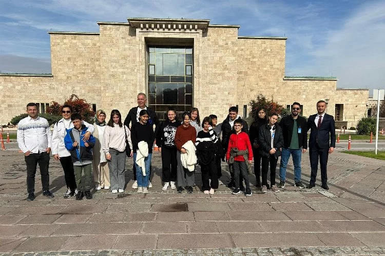 Yalova'da koruma altındaki çocuklar Anıtkabir’i ziyaret etti