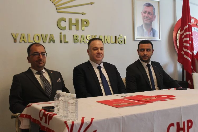 Yalova’da Oktay Atik CHP’den Çiftlikköy Belediye Başkan aday adaylığında bulundu