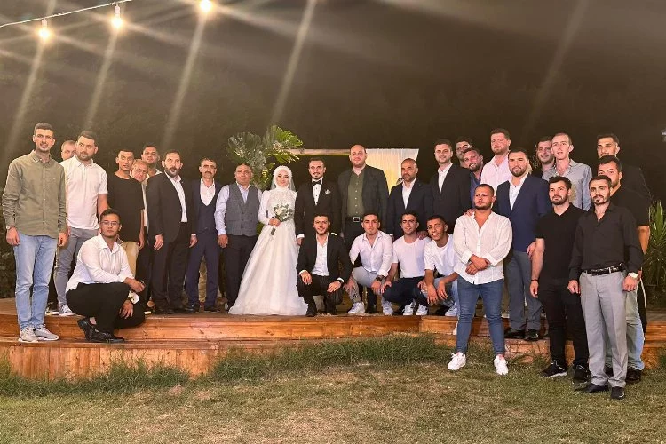 Yalova İl Gençlik Kolları Yöneticilerinden Mustafa Fidir’in Düğünü Gerçekleşti