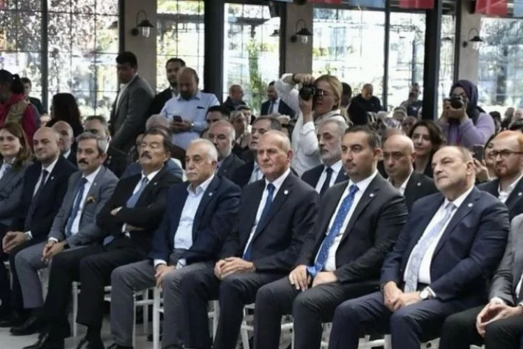 Yalova İYİ Parti İl Başkanı Osman Kendir Düzce’de İyi Parti Bölge Toplantısına katıldı