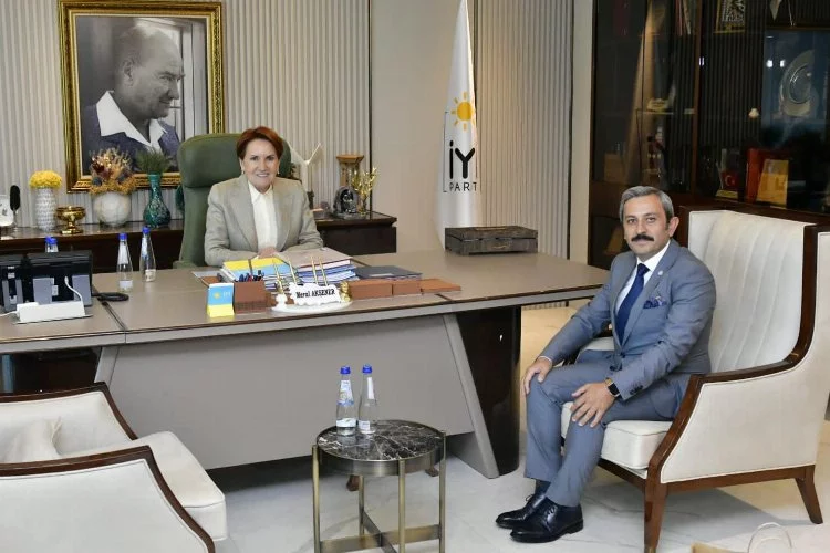 Yalova İYİ Parti İl Başkanı Osman Kendir Meral Akşener'i ziyaret etti