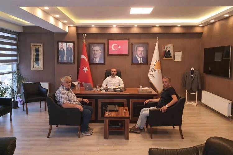 Yalova Karadenizliler Derneği AK Parti İl Başkanı’na Ziyarette Bulundu