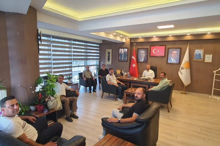 Yalova Siirtliler Derneği AK Parti İl Başkanı’na Ziyarette Bulundu
