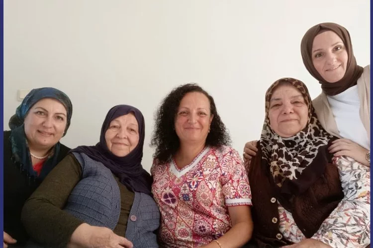 Yalova Termal’de İlknur Acar’dan vatandaşlara ev ziyareti