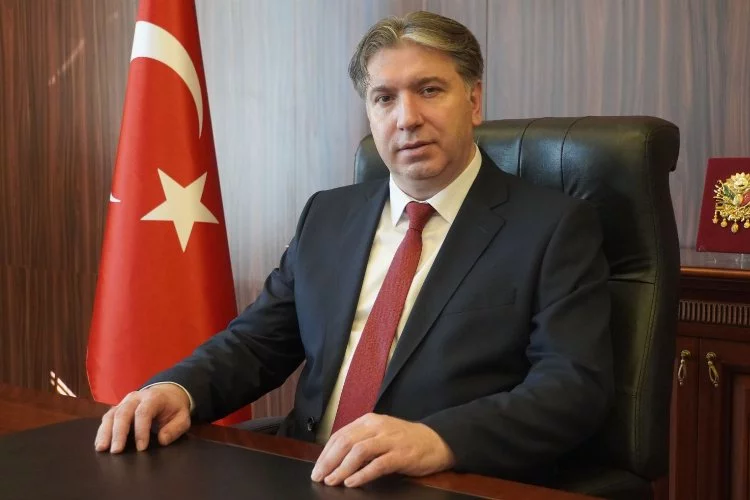 Yalova Üniversitesi Rektörü Prof. Dr. Mehmet Bahçekapılı  “Türkiye Yüzyılı’nda hedeflerimize kararlılıkla ilerliyoruz”