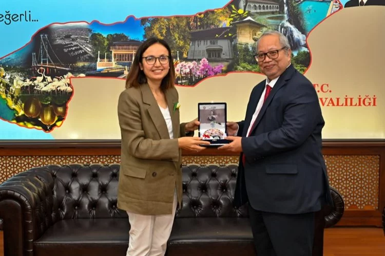 Yalova Valisi Dr. Hülya Kaya’yı Endonezya Başkonsolosu ziyaret etti