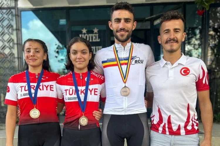 Yalovalı Milli Bisikletçi Emine Irmak Sezer, Balkan 3.’cüsü oldu