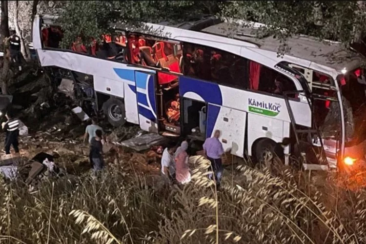 Yozgat’ta korkunç kaza: 12 ölü 20 yaralı