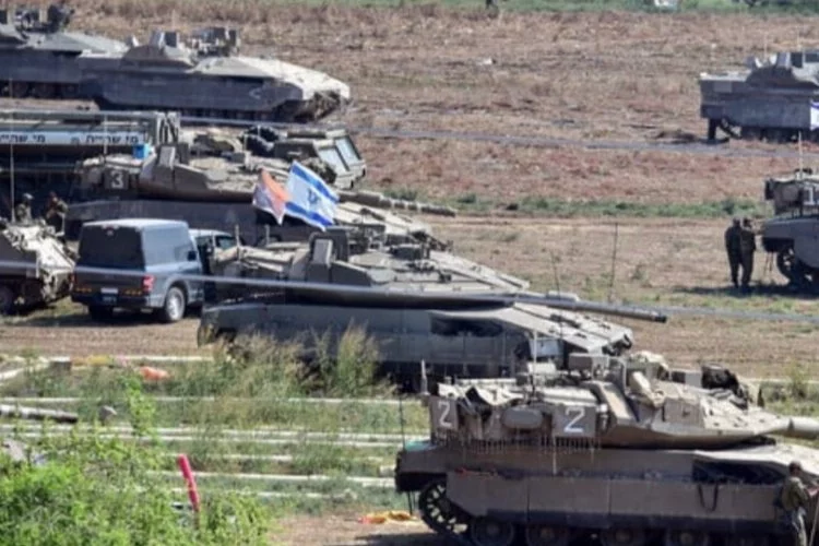 Yüzlerce İsrail tankı Gazze sınırında! İsrail kara harekatına başladı mı? İsrail sınırında hareketlilik var mı?